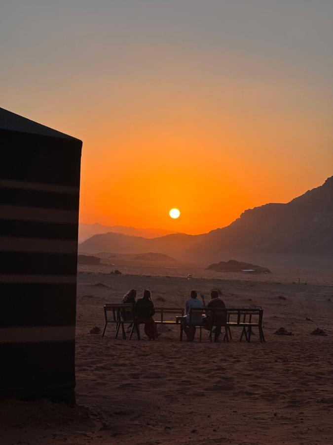 Oblivion Camp Hotel Wadi Rum Exterior foto