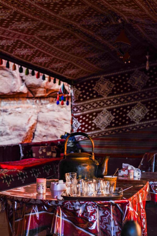 Oblivion Camp Hotel Wadi Rum Exterior foto